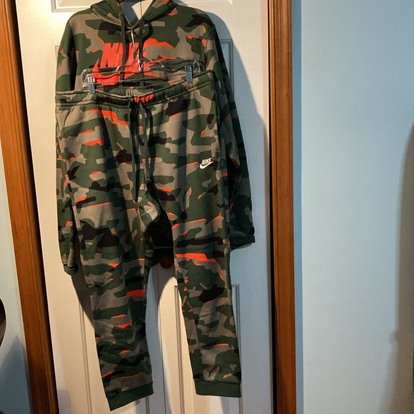 Nike Camouflage Hoodie Set - Picture 8 of 8